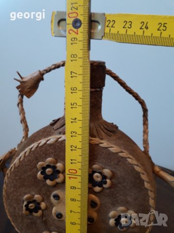 Декоративна бутилка бъклица с шест чаши   4/3, снимка 3 - Аксесоари за кухня - 31683461