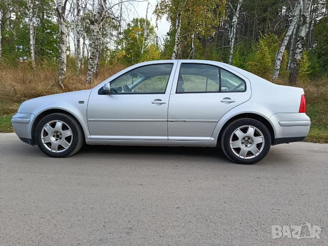 VW Bora 1.6i газ, снимка 7 - Автомобили и джипове - 56451859