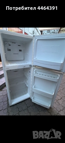 Хладилник с фризер LG, снимка 3 - Хладилници - 54222434