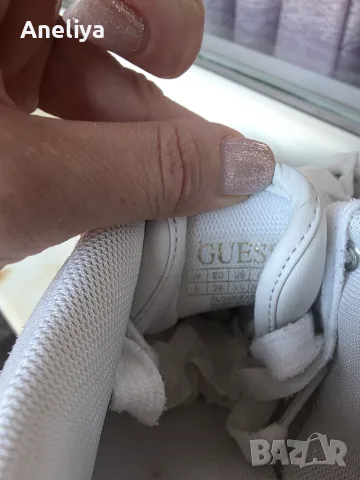 Дамски сникърси Guess , снимка 3 - Маратонки - 56126038