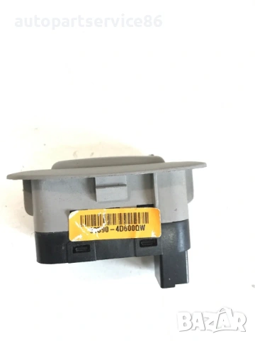 Бутон за повдигане на задно дясно стъкло за KIA Carnival (2006–2011) 93590-4D600, снимка 3 - Части - 53204527