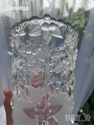 Ваза от Walther Glas от серията Carmen Satin с красив релефен  дизайн от матово и прозрачно стъкло, снимка 11 - Вази - 56218918