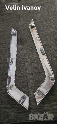 лайсни в предна решетка за тойота хайлукс, снимка 6 - Части - 52209395