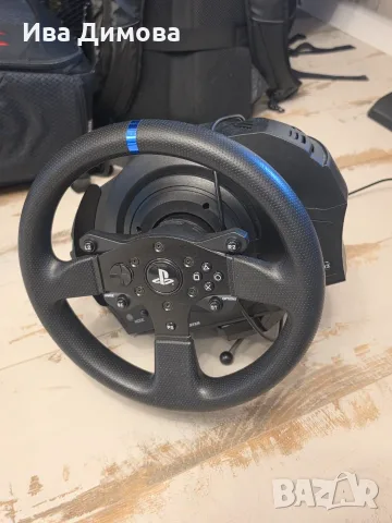 Волан с педали Thrustmaster T300 RS, снимка 2 - Аксесоари - 56436565