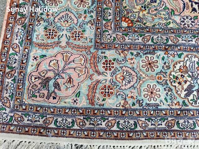 Копринен килим ръчно тъкан, снимка 3 - Килими - 54098408