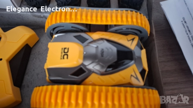 Радиоуправляема каскадна количка Stunt OXHMA 1:18 (2.4GHz), снимка 4 - Коли, камиони, мотори, писти - 52223677