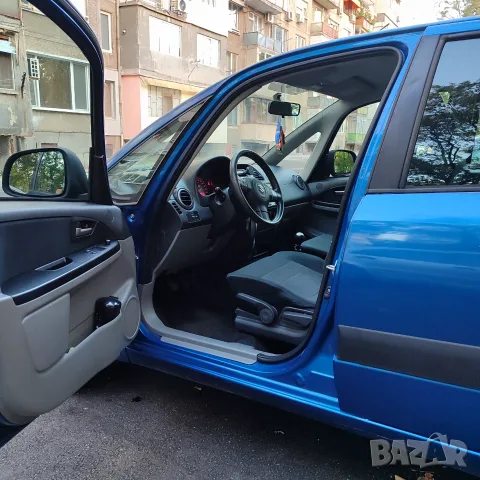 Продавам Suzuki SX 4, снимка 4 - Автомобили и джипове - 55891363