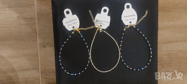 Гривна за крак и ръка с камъчета и златисти мотиви внос Turkey