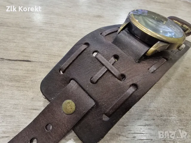 Часовник кожена каишка тип гривна
