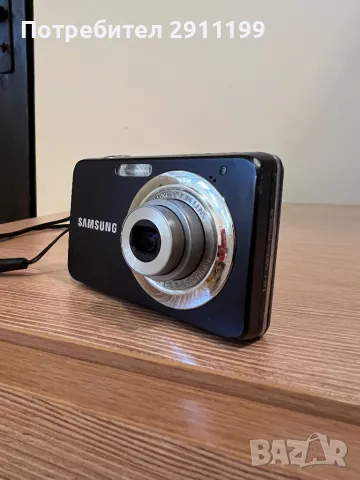 Фотоапарат Samsung 10,1Mp, снимка 2 - Фотоапарати - 50343658