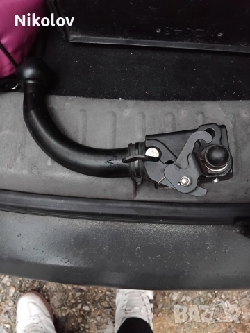 продавам теглич за BMW .....