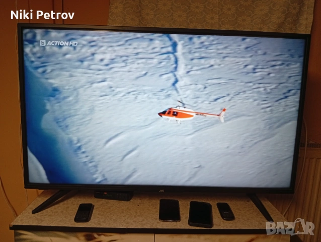 Телевизор Android 43 инча Smart TV използван