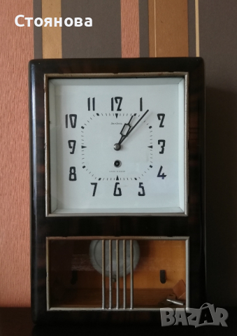 Стенен часовник Янтар перфектно състояние, работи точно, снимка 1 - Стенни часовници - 44594313