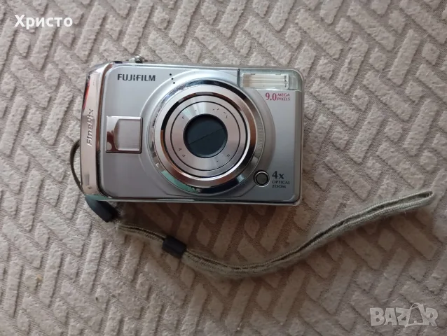 Ретро фотоапарат Fujifilm FinePix (9.0 MP, 4x оптичен зуйм) + калъф 