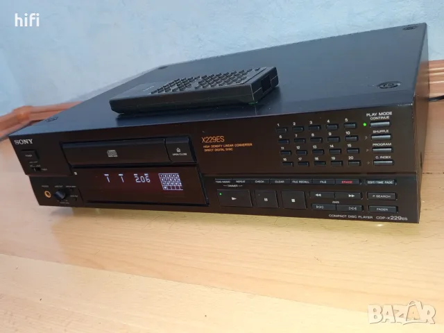 Висок клас компакт диск плейър Sony CDP-229ES, снимка 3 - Други - 56365210