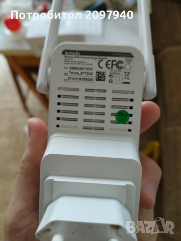 Wi-Fi усилвател Tenda, снимка 3 - Рутери - 54171593