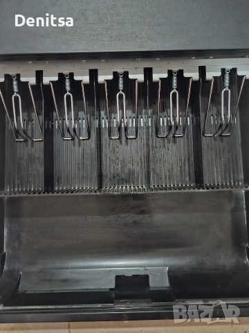 Каса сейф за хартиени пари и монети, снимка 3 - Сейфове и каси - 52682750