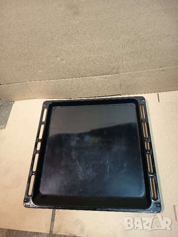 За готварска печка INDESIT чекмедже, скара, тавичка, грил 6, снимка 8 - Печки, фурни - 51229597