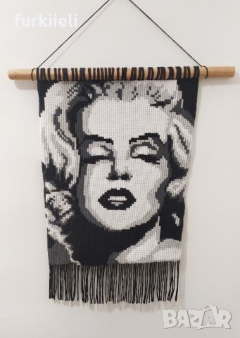 Ръчно изработено макраме пано с портрет на Мерилин Монро, снимка 10 - Декорация за дома - 42872415