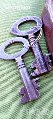 Уникален стар катинар,D.R.G.M., снимка 4 - Антикварни и старинни предмети - 47315265