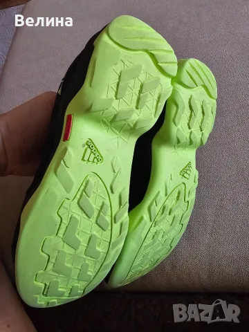 Детски маратонки Adidas Terrex, снимка 6 - Детски маратонки - 56277552