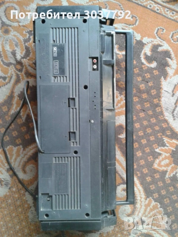Продавам радиокасетофон Hitachi TRK -3D8E  , снимка 5 - Радиокасетофони, транзистори - 53992661