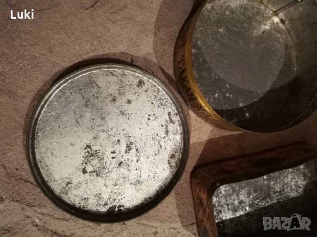 Много стари кутии от халва, снимка 8 - Колекции - 30195403