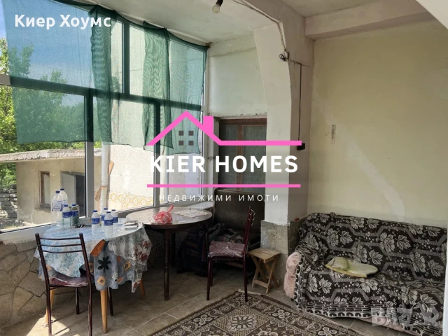 Двуетажна къща в село Великан,общ. Димитровград,обл.Хасково, снимка 6 - Къщи - 54027250