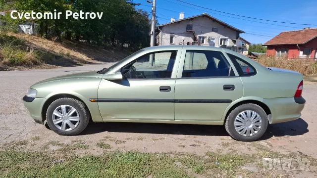 Opel Vectra 1.6 75кс, снимка 3 - Автомобили и джипове - 56336743