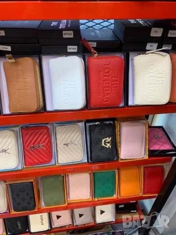 портмонета с кутия ysl saint laurent christian dior louis vuitton guess chanel , снимка 3 - Портфейли, портмонета - 50599659