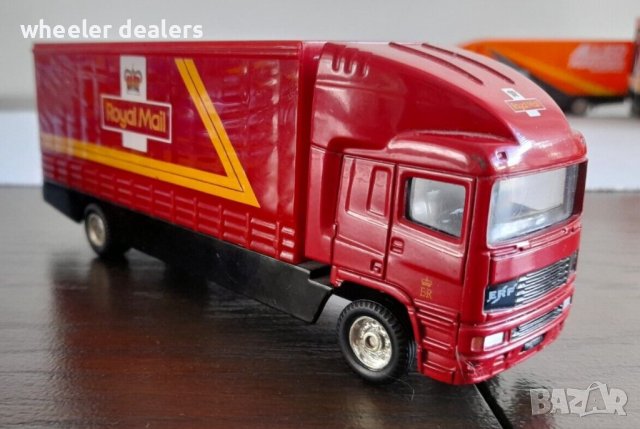 Метална количка Corgi - Камион ERF фургон Royal Mail 1/64, снимка 2 - Колекции - 38533306