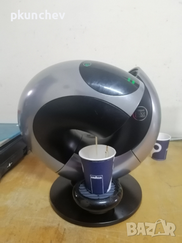 Еспресо машина DeLonghi EDG736S Dolce Gusto Eclipse, Капсули, 1600W, снимка 1 - Кафемашини - 44567276