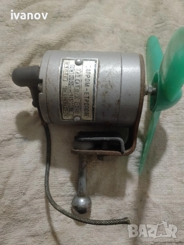 Нов 24 волта,автомобилен вентилатор., снимка 2 - Селскостопанска техника - 52182437