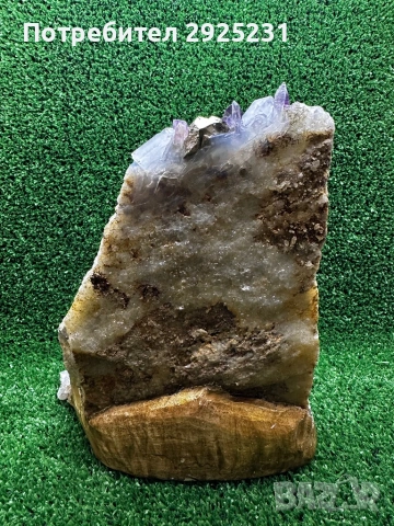 Ръчно изработена икона на Дева Мария с Младенеца с естествени кристали, снимка 7 - Икони - 54091657