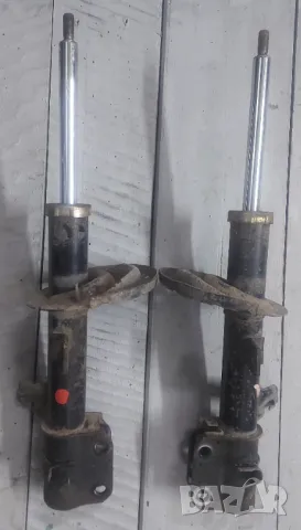 2 броя предни амортисьори за Nissan Micra K12 / 1.2i / 2003-2010г