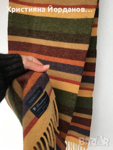 Gant мек шал 100% вълна, снимка 5 - Шалове - 52895859