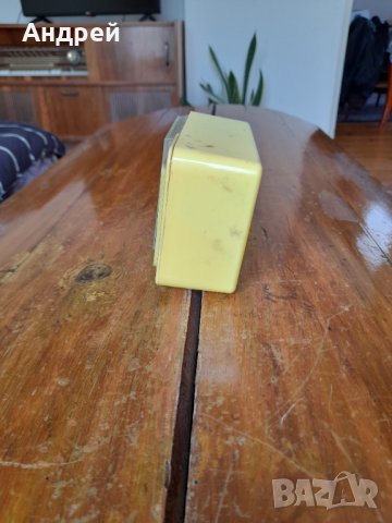 Стар настолен часовник будилник Янтар,Jantar #4, снимка 2 - Антикварни и старинни предмети - 36713727