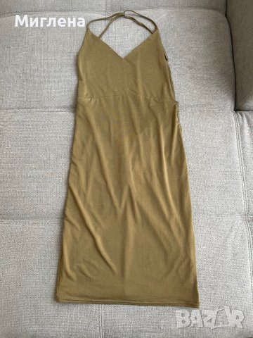 Рокля с акцент гръб, снимка 8 - Рокли - 38330111