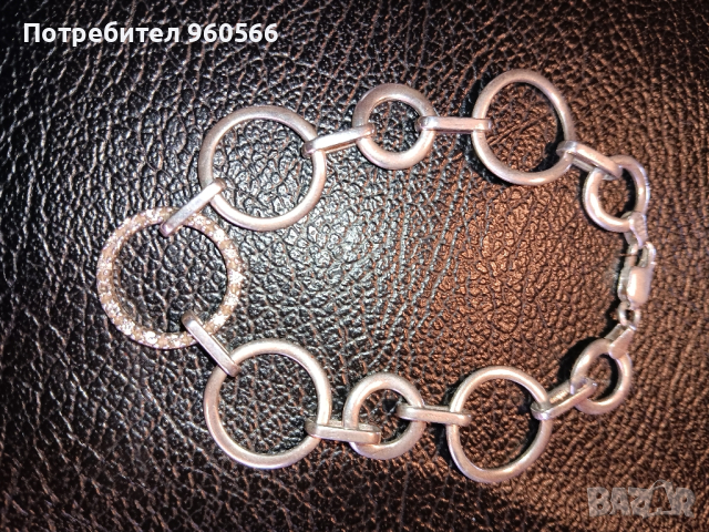 Дамска сребърна грива , снимка 6 - Гривни - 44582855