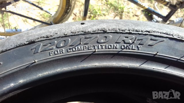 мото гуми чист слик 200/60 и 120/70-17 пирели, снимка 3 - Гуми и джанти - 30086274