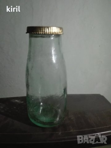 Стари шишета(буркани)