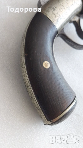Много рядък револвер( pepperbox)пиперница,средата на 19век ,пищов, ятаган,сабя,щик, 1 200 €, снимка 12 - Антикварни и старинни предмети - 52099433