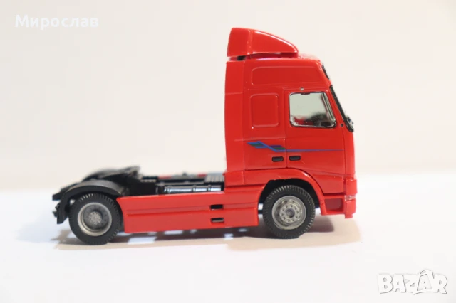 ALBEDO H0 1/87 VOLVO FH 12 ВЛЕКАЧ КАМИОН МОДЕЛ, снимка 4 - Колекции - 50755906