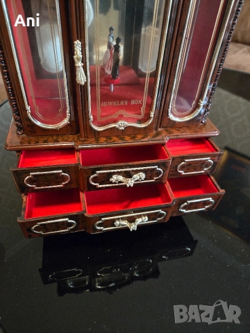 Музикална кутия/ бижутерка тип витрина, снимка 4 - Други - 52728814