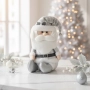 Плюшена играчка Дядо Коледа – седяща коледна декорация в сив или розов вариант, снимка 8