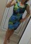 Къса рокля по тялото в тропик-принт, снимка 1 - Рокли - 40053939