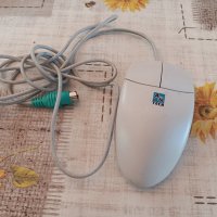 Стара ретро компютърна мишка, снимка 1 - Клавиатури и мишки - 42774289