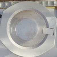 Продавам Люк за пералня за вграждане Ariston LB 12 TX, снимка 1 - Перални - 38010135