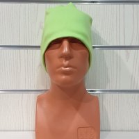 Нова зимна шапка в неонов зелен цвят, снимка 4 - Шапки - 32046534