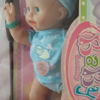 Бебе с много функции и батерии, плаче, храни се с шише,смее се,може да движи само ръце и крака , снимка 8 - Кукли - 34923469